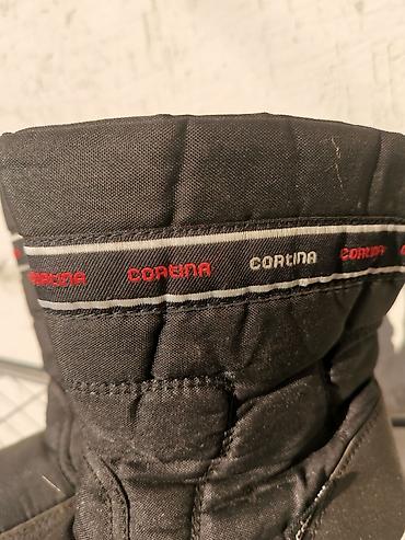 Детская обувь: Продаётся зимние сапоги для мальчика. Фирма Cortina. Б/у 33 размер, в — 10