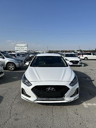 Hyundai Sonata: 2022 г., 2 л, Автомат, Газ, Седан