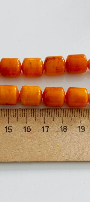 Təsbehlər: Qədim kəhrəba təsbeh.100% təbii Baltik kəhrəbasından təsbeh.Bütöv daş — 12