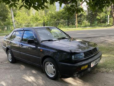 volkswagen вента: Volkswagen Vento: 1994 г., 1.8 л, Механика, Бензин, Седан