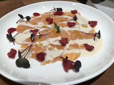 Повара: Шеф повар богатый опыт работы более 12 лет. Работал в Москве элитных — 31