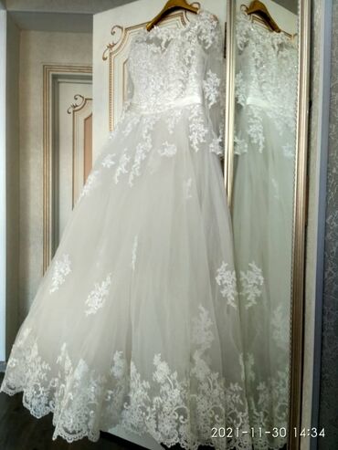сколько стоит свадебное платье на прокат: Свадебное платье, цвет - Айвори