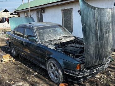 BMW: BMW 520: 1990 г., 2.5 л, Механика, Бензин