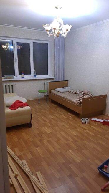квартиры 8 микрорайон: Продаю 2ком кв 8мкр 1этаж собственник (агенствам не