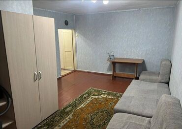 квартиры в политехе: 1 бөлмө, 32 кв. м, Хрущевка, 4 кабат, Косметикалык ремонт