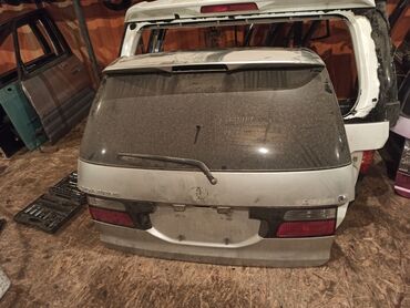 кузов фит: Крышка багажника Toyota 2004 г., Б/у, цвет - Серебристый,Оригинал