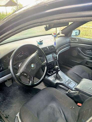 39 bmw: BMW 5 series: 2 l | 1997 il Sedan — 3