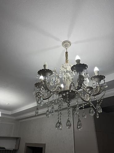 Люстры: Набор классических светильников в едином стиле: потолочная люстра и — 9