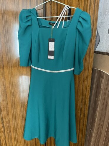 Dəstlər, kostyumlar: Ziyafət donu, Midi, L, XL