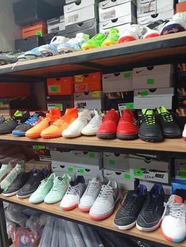 вратарские перчатки бишкек: Зальники сороконошки бутсы зальник Самые низкие цены только у нас!
