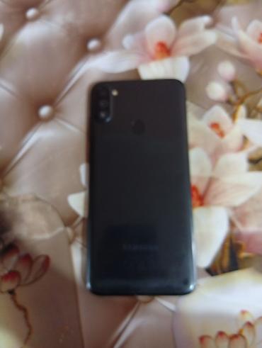 telefon a11: Samsung Galaxy A11, 32 GB, rəng - Qara, Qırıq, Sensor — 2