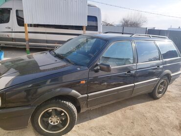 срочно куплю машину: Volkswagen Passat CC: 1990 г., 1.8 л, Механика, Бензин, Универсал