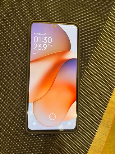 redmi 8 a: Hecbir prablemi yoxdu alannan beri qoruyucu kabro ile. islenib (128