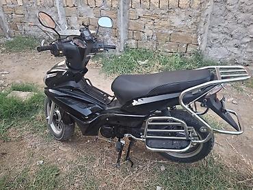 moto zx50: Tecili satilir .nomresiz senedsiz .elave suali olan vatsapdan yazib — 2