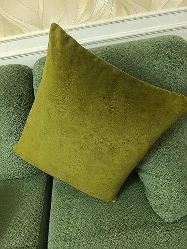 dekor şarlar: Dekorativ kvadrat yastıq üzləri və içliklə .2 yashil ve 3 qehveyi reng — 1