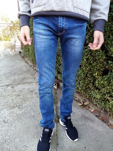 farmerke marka filip jeans broj pamuk likra: Creatory farmerice nove, sa elastinom broj 31 slim-fit poluobim struka