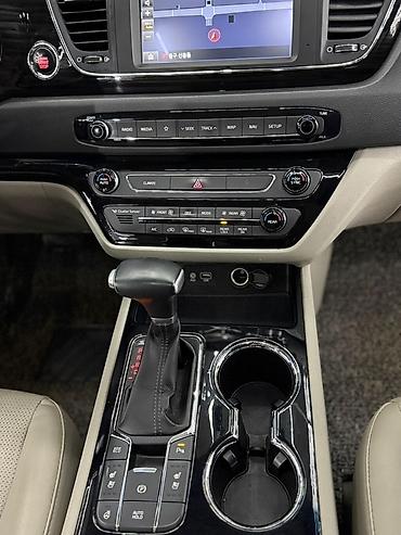 carnival: Kia Carnival: 2020 г., 2.2 л, Автомат, Дизель, Минивэн — 9