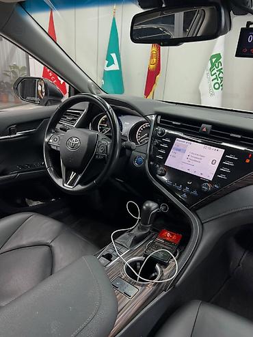Продажа авто: Toyota Camry: 2020 г., 2.5 л, Автомат, Гибрид, Седан — 5