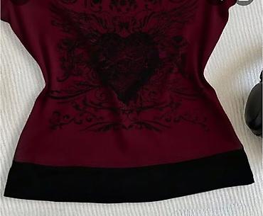 cins: Qadın köynəyi – bordo rəng, qara detallı - Üslub: Off-shoulder (bir — 1