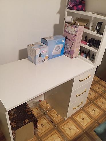 ikinci el dirnaq stolu: Düz masa, Siyirməli, Polkalı, Laminat — 1