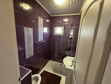 Kuće na prodaju: 129 kv. m, 4 sobe — 5