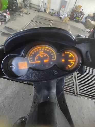 Скутеры: Тип скутера Yamaha, 150 куб. см, Бензин, Б/у at lalafo.kg — 5 Скутеры: Тип скутера Yamaha, 150 куб. см, Бензин, Б/у — 5