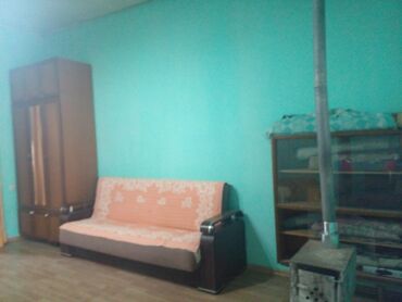 Günlük kirayə evlər: 45 kv. m, 2 otaqlı, İşıq, Su, Kanalizasiya — 3