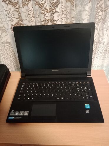 revlon stajler za kosu: 8 GB OZU, 15.6 "