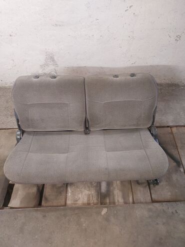 мисубиси спейс стар: Заднее сиденье, Ткань, текстиль, Mitsubishi 1993 г., Б/у, Оригинал, Япония