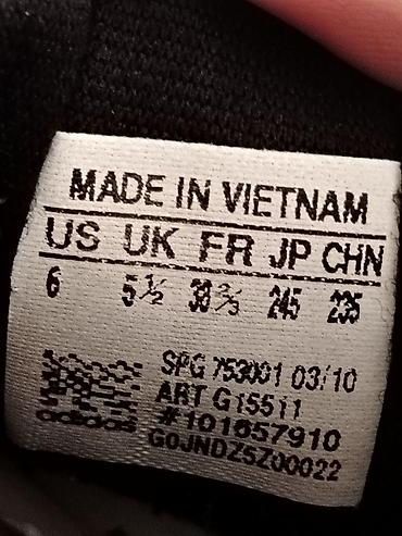 Kopačke: Adidas kopačke za fudbal – broj 38 klasičan model u crnoj boji sa — 15