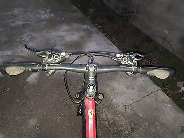 boyuk velosiped: Ferrari qatlanan dağ velosipedi, qırmızı rəngdədir və qatlanan — 5