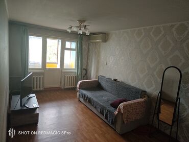 аренда квартир в бишкеке на долгий срок: 3 комнаты, Собственник, Без подселения, С мебелью частично