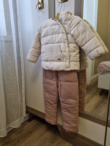 Kurtkalar: Kurtka, Qız, 9 - 12 ay, Zara Kids