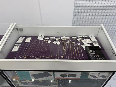 Zinət əşyaları vitrin dəsti – mağaza və butiklər üçün - Material: ağ — 3