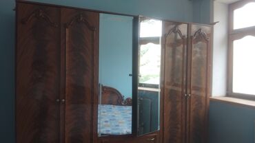 шифоньер: İşlənmiş, Açılan, 3 qapılı Düz dolab, Qarderob, paltar dolabı