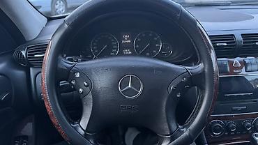 мерседес е клас 210: Mercedes-Benz C-Class: 2005 г., 3.5 л, Бензин, Седан — 10