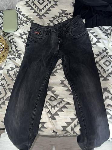 Джинсы женские, тёмно‑серые (black wash) с эффектом легкого