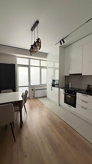Продажа квартир: 2 комнаты, 73 м², Бишкек Парк ТРЦ Элитка, 11 этаж, Дизайнерский ремонт — 4