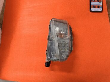 Поворотниктер, бурулуш кайталагычтары: Сол поворотник Toyota Колдонулган, Оригинал