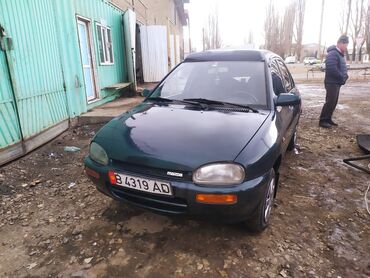 продаю лт: Mazda 121: 1991 г., 1.3 л, Механика, Бензин, Хэтчбэк