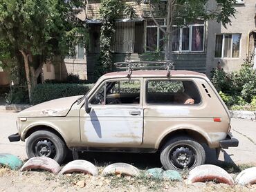 двигатель нива: ВАЗ (ЛАДА) 4x4 Нива: 1990 г., 1.6 л, Механика, Бензин, Внедорожник