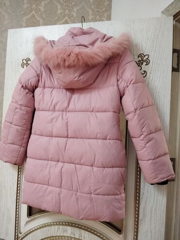 Digər: Kurtka 12 yaş qız uşağı üçün isti saxlayır kapişonkası zamokladı — 4