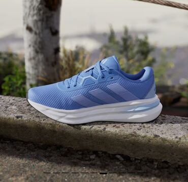 женские кроссовки reebok easytone: Adidas qaçış ayaqqabıları: orijinal, Amerikadan alınıb. 39–40 ölçüyə