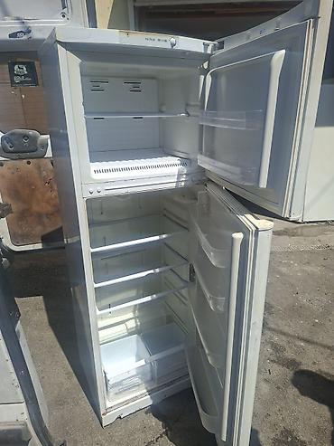 televizor satişi: İşlənmiş 2 qapılı Indesit Soyuducu Satılır, rəng - Ağ — 2