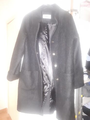 женское пальто на синтепоне: Пальто L (EU 40), цвет - Черный