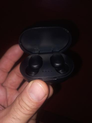 redmi airdots 2: Tam simsiz qulaqcıqlar – şarj qutusu ilə - Rəng: qara - Kompakt — 1
