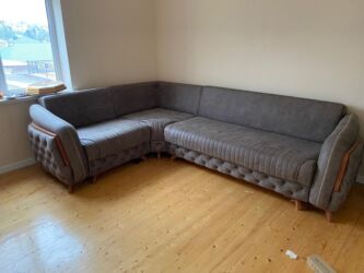 Qonaq otağı dəstləri: Künc divan, İşlənmiş, Bazalı