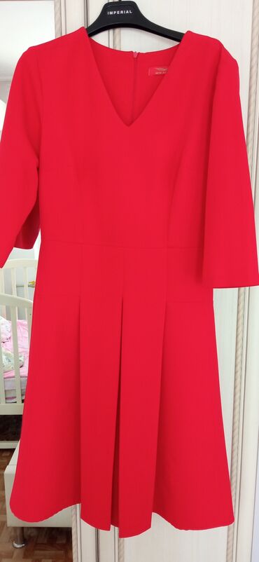 платье красное: Вечернее платье, Классическое, Средняя модель, S (EU 36), M (EU 38)