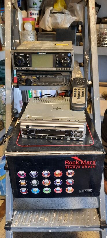 Maqnitofonlar: 3 dənə maşın üçün mqaintafon 3üdə bir yerdədir 3üdə originaldı birinin — 2