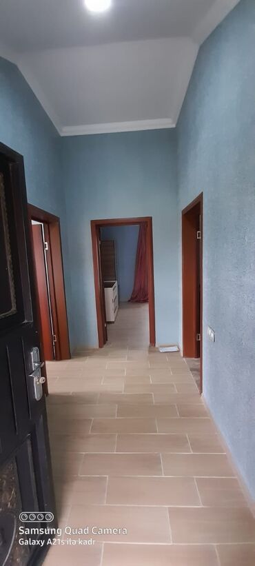 Günlük kirayə evlər: 90 kv. m, 3 otaqlı, Telefon, Kanalizasiya, Kombi — 18